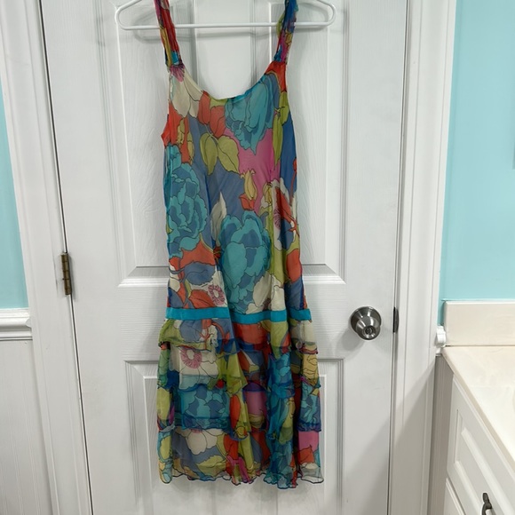 Never worn/with tags sleeveless dress.  Size medium. - Picture 4 of 4